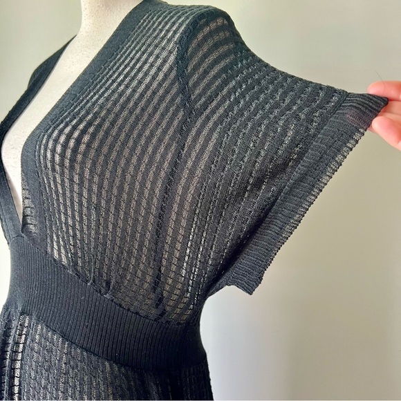 ANTHROPOLOGIE SPARROW Plunging Knit Tunic/Cover Up—SZ. Medium - Picture 4 of 10